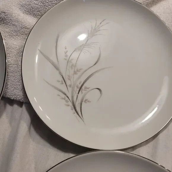 VTG Castlecourt Fine China Japan Wheat Spray 4 SaladBread Plates 7 3/4" - Picture 3 of 7